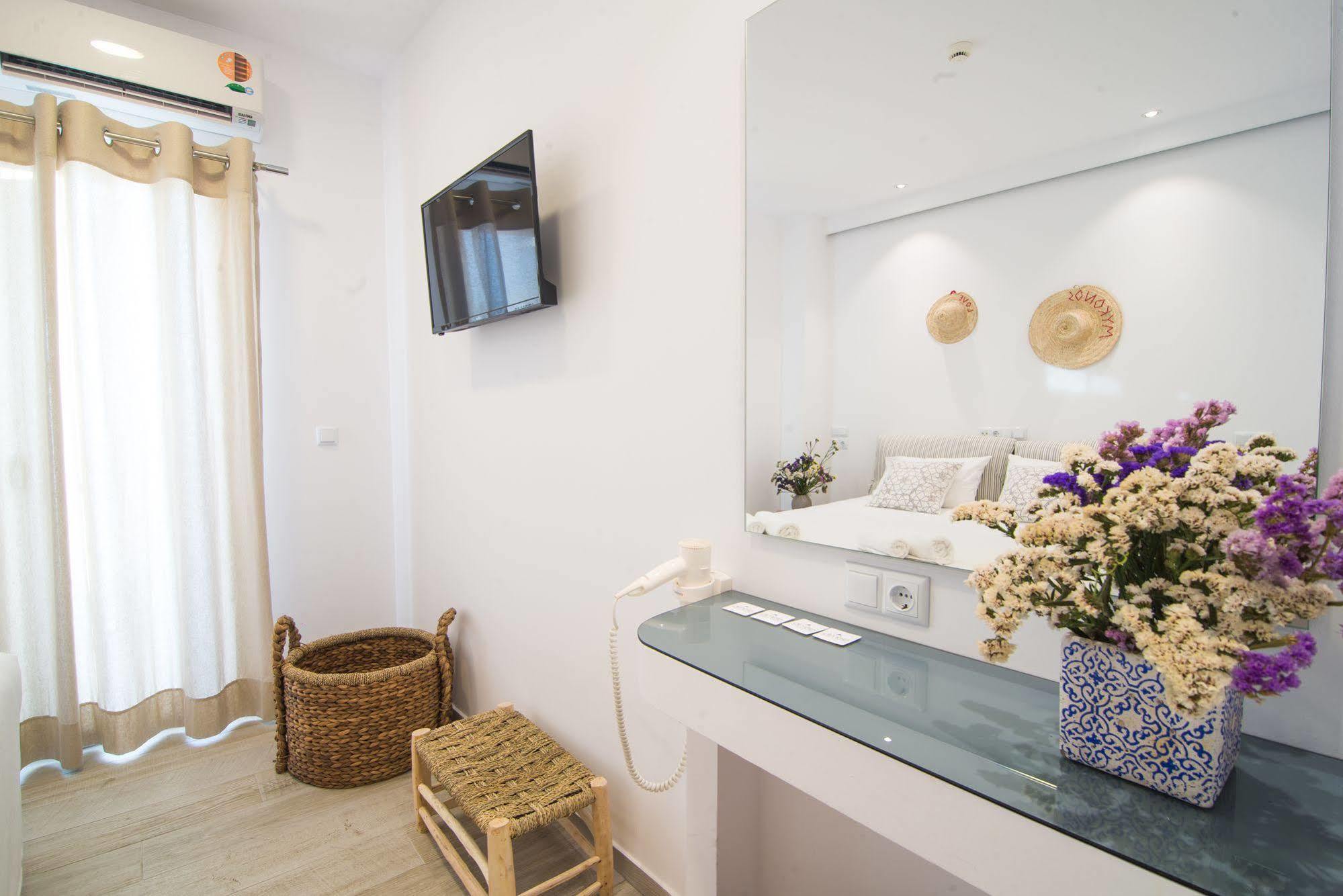 Dimele Rooms & Studios Mykonos Town Екстериор снимка